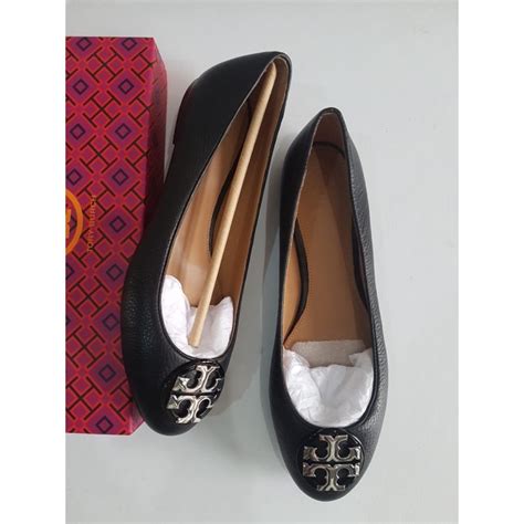 harga sepatu tory burch asli